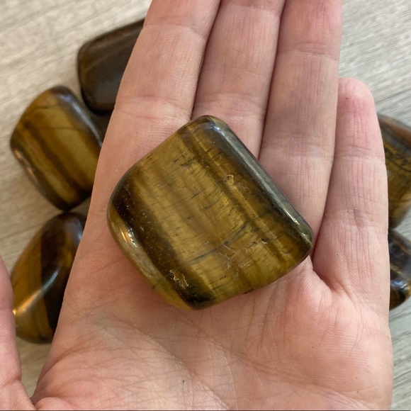Tumbled Tiger’s Eye Crystals - Picture 3 of 3